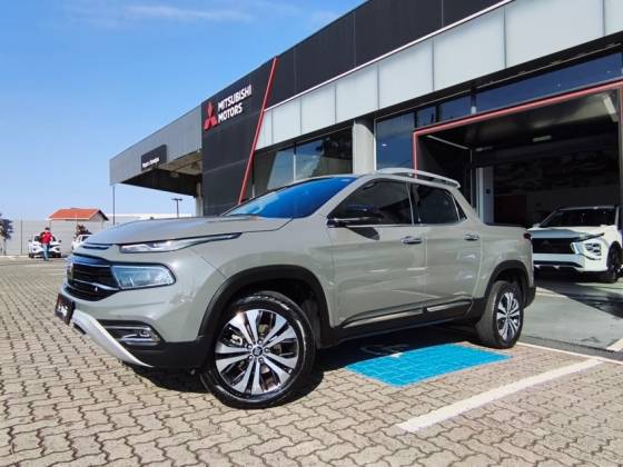 FIAT TORO 2.0 16V TURBO DIESEL VOLCANO 4WD AT9 FIAT TORO 2.0 16V TURBO DIESEL VOLCANO 4WD AT9
